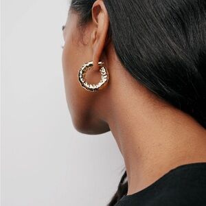 Jennifer Fisher NWT Maeve Huggies Yellow Gold